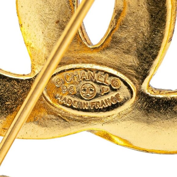 CHANEL CC Logo Chain Link Circle Round Brooch Gold Tone Pin 96P Auth w/Box #4046 - Picture 3 of 4